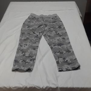 Boys Size M  Camouflage Jogger